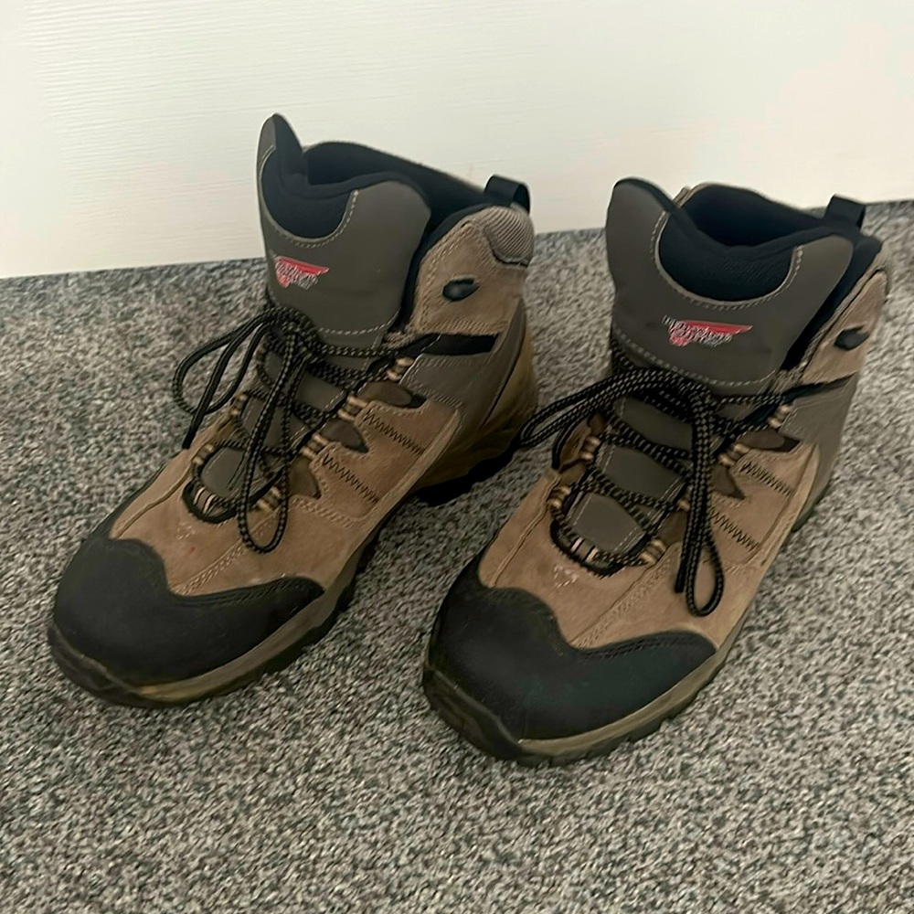 Redwings Men’s 9.5 Work Boots